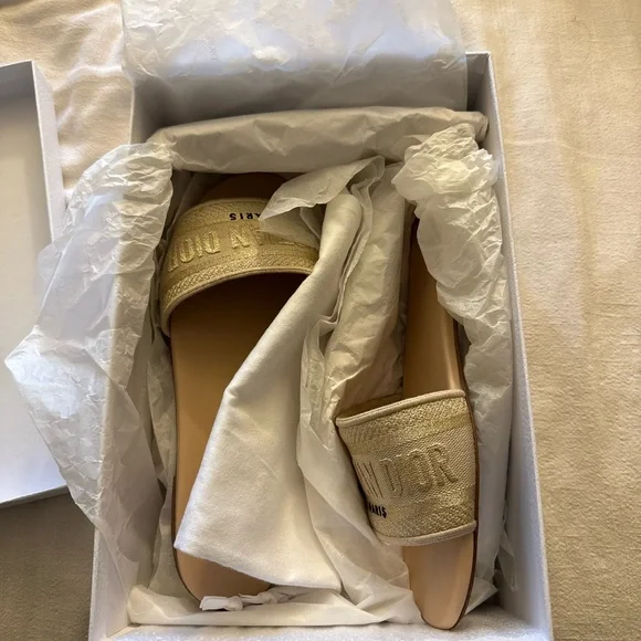 Dior Gold Women's Slides - Picture 2 of 6